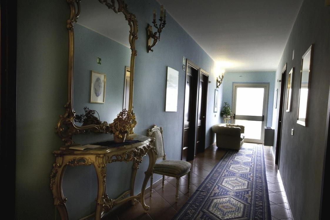 Hotel Nastro Azzurro مونغوتْسو المظهر الخارجي الصورة