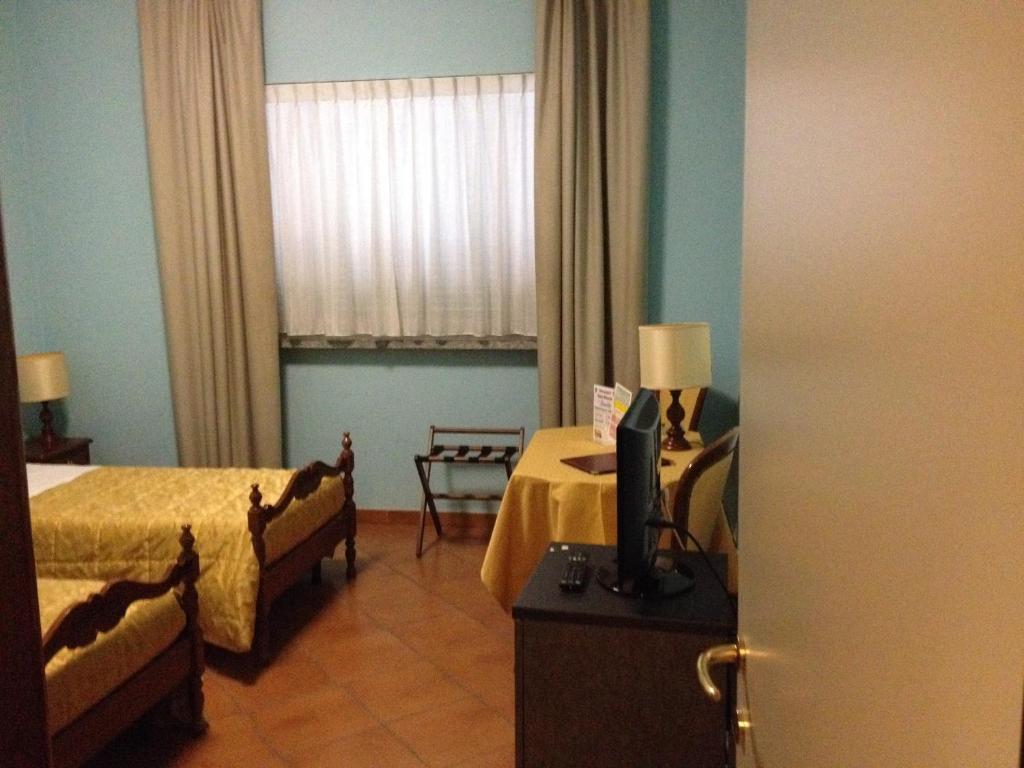 Hotel Nastro Azzurro مونغوتْسو الغرفة الصورة