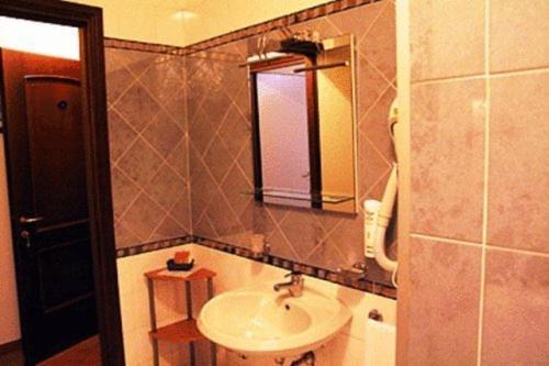 Hotel Nastro Azzurro مونغوتْسو المظهر الخارجي الصورة