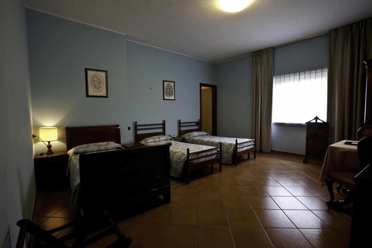 Hotel Nastro Azzurro مونغوتْسو الغرفة الصورة